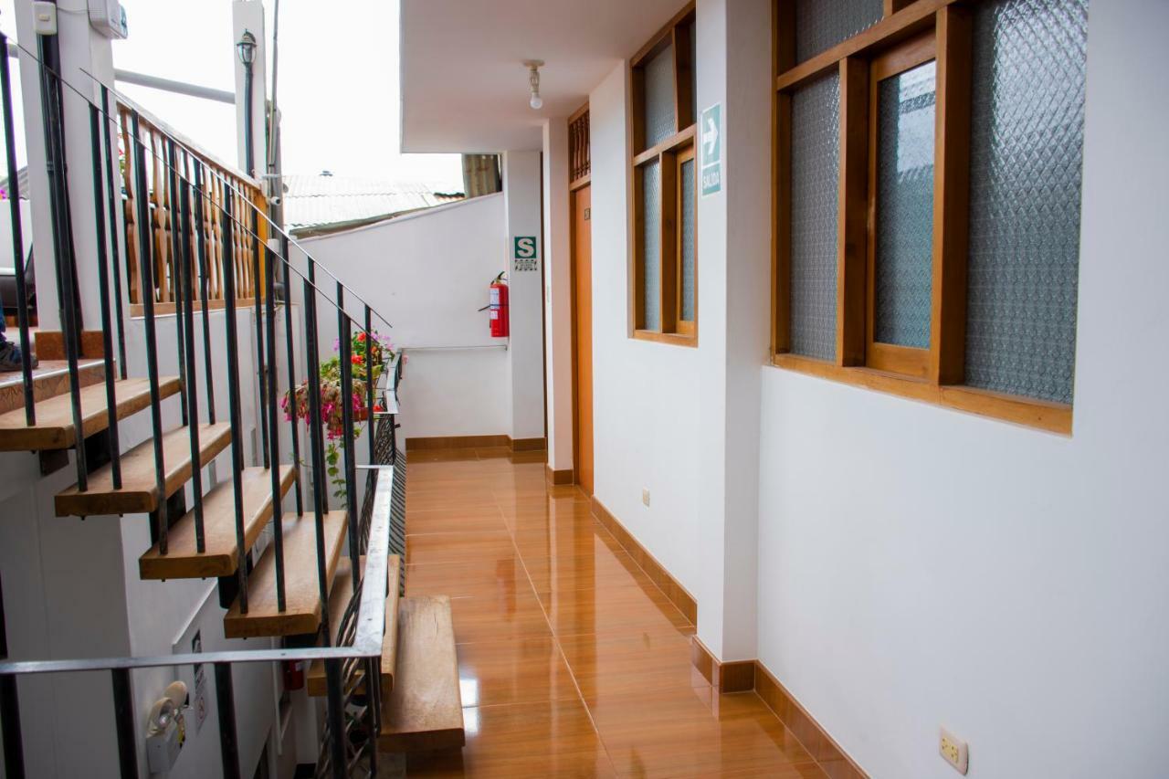 Hotel La Casa De Balcones